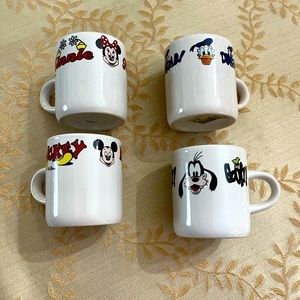 Disney vintage espresso cups 4pc. Mickey, Minnie,Donald,Goofy. Disney world